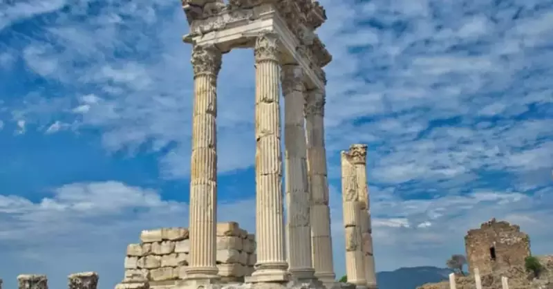 Bergama Antik Kenti: UNESCO Dünya Mirası Pergamon Rehberi