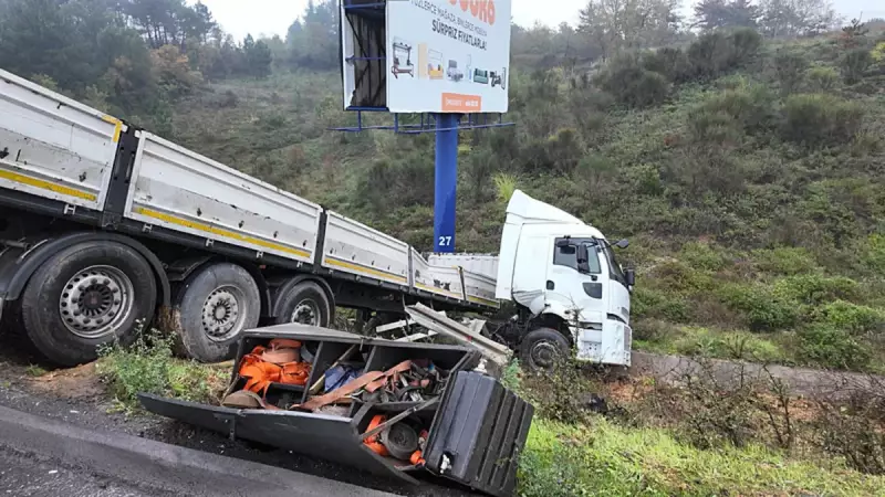 Beykoz'da Sağanak TIR'ı Devirdi: 1 Yaralı