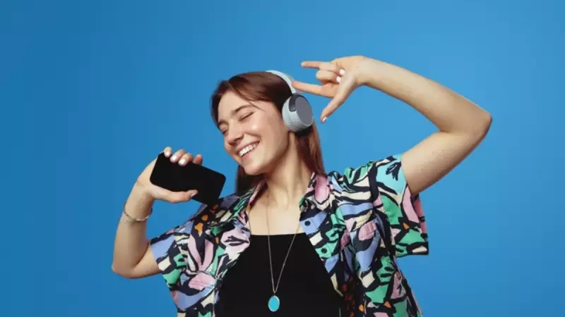 Burcunuz Müzik Zevkinizi Ele Veriyor! Hangi Taraf Sizi Anlatıyor?
