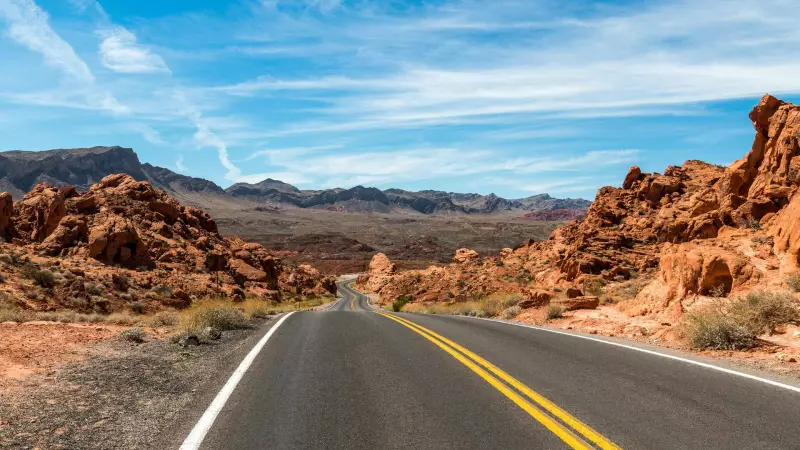 Bursa - Çeşme Arası Artık Sadece 3 Saat: Otoyol Devrimi