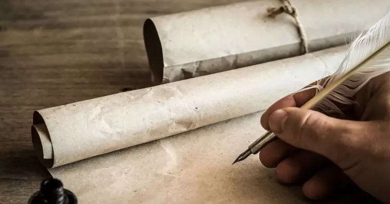 Cemil Meriç Kimdir? Eserleri ve Edebi Kişiliği Hakkında Bilgiler