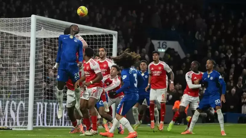 Chelsea 1-1 Arsenal: 10 Kişilik Blues Liderliği Koruyamadı