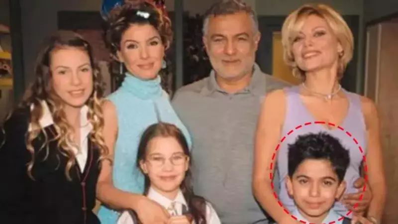 Dadi Dizisinin Yakışıklı Tolga'sı Yaşar Abravaya'nın Şok Eden Güncel Hali! Kenan Işık'ın Kadroya Aldırdığı Yıldızı Görünce Tanıyamayacaksınız