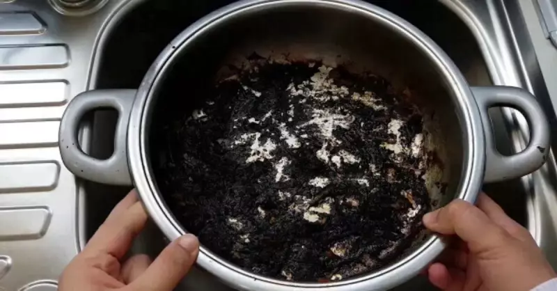 Dibi Tutan Tencere Temizleme: Emaye ve Teflon İçin 4 Etkili Yöntem