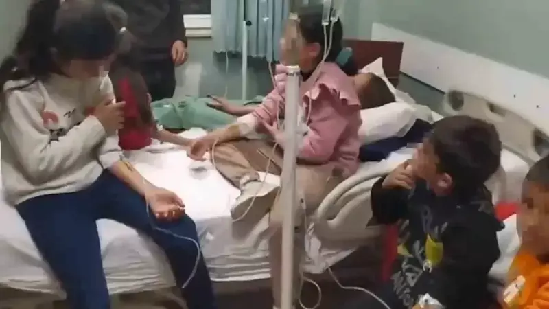 Diyarbakır'da Okulda Yemek Sonrası 4 Öğrenci Hastanelik Oldu