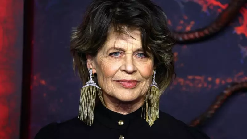 Doğal Yaşlanma Devri: Linda Hamilton ve Hatice Aslan'dan Estetik Karşıtı Duruş