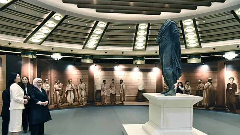 Emine Erdoğan'dan Güney Kore First Lady'si ile Anlamlı Buluşma