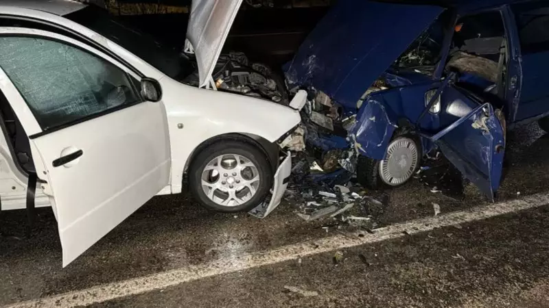 Eskişehir'de Kafa Kafaya Çarpışma: 1'i Ağır 9 Yaralı