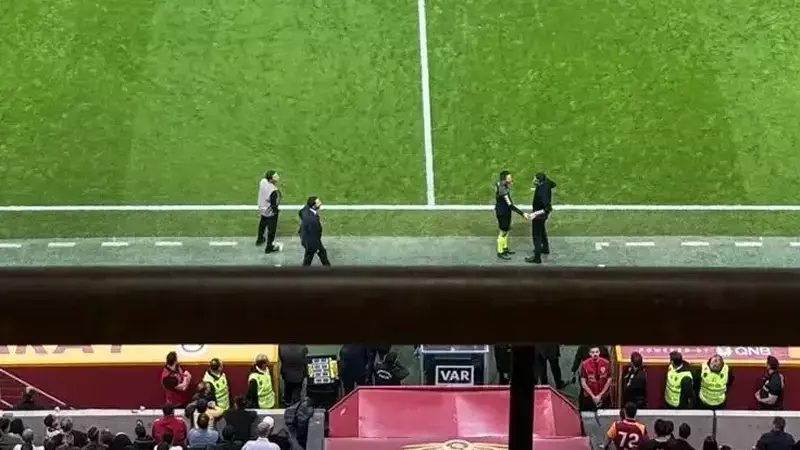 Galatasaray-Gençlerbirliği maçında Volkan Demirel ile Okan Buruk tartışması