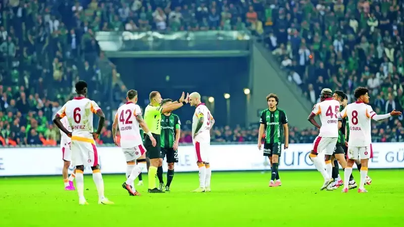 Galatasaray Süper Lig'de Sürpriz Yenilgi Aldı: Kocaelispor 1-0