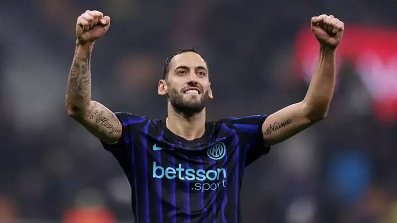 Hakan Çalhanoğlu Inter'de Ekim Ayının En İyisi Seçildi