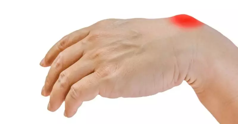 Halluks Valgus Nedir? Ayak Kemik Çıkıntısı Nedenleri ve Tedavisi