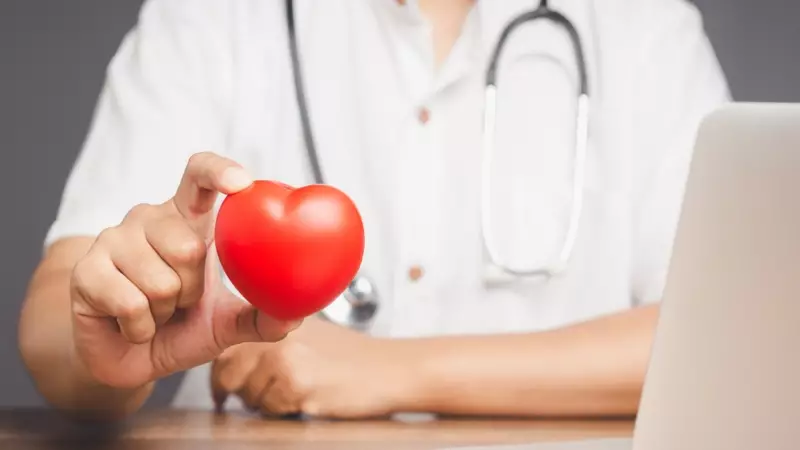 Kalbin 10 Şaşırtıcı Gerçeği: Hapşırınca Kalp Durur mu?