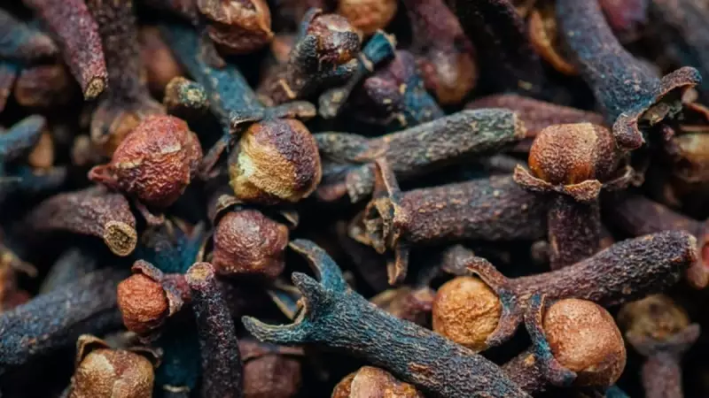 Karaciğerinizi Genç Tutmanın Sırrı: Günde Sadece 2 Diş Sarımsak!