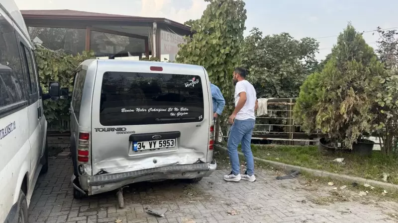 Kocaeli'de Kontrolden Çıkan Otomobil: 1 Ölü, 3 Yaralı