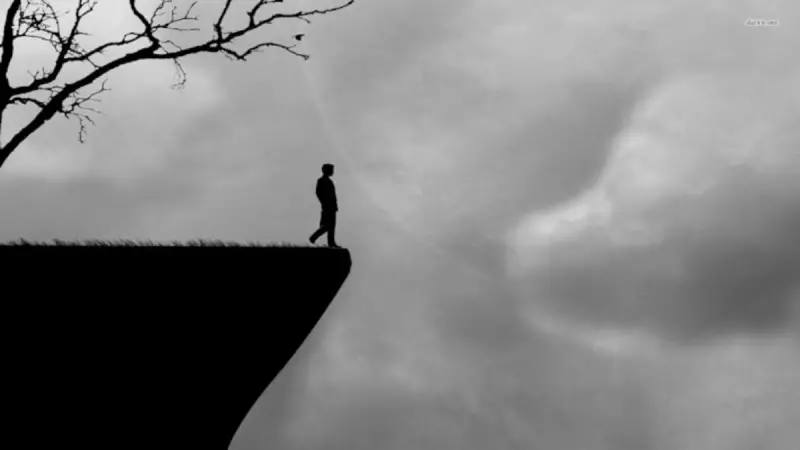 Kırgınlık ve Sitem Dolu En Anlamlı Sözler: Aile, Arkadaş ve Sevgiliye