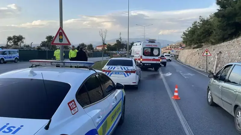 Kuşadası'nda Motosiklet Kazası: 2 Yaralı