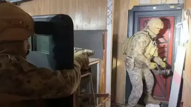 Malatya'da 31 Şüpheliden 15'i Yağma ve Tefecilik Operasyonunda Tutuklandı