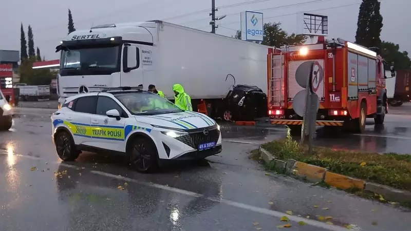 Manisa'da Acı Kazada Yaşlı Çift Hayatını Kaybetti