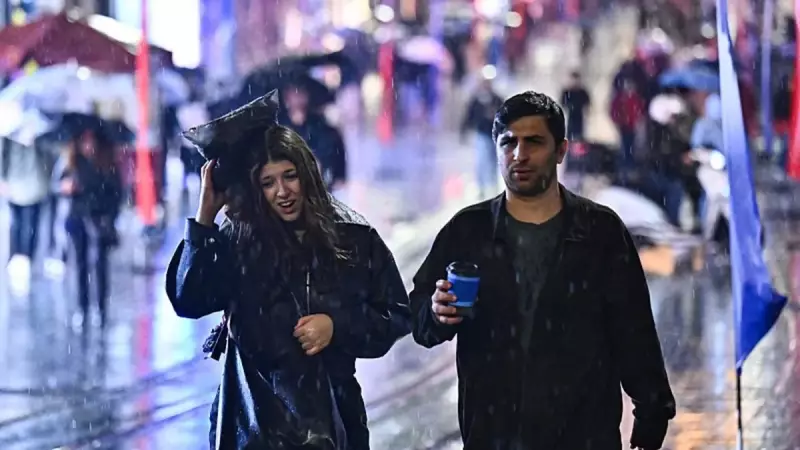 Meteoroloji Alarm Verdi! İstanbul Dahil 24 İlde Şiddetli Sağanak ve Fırtına Geliyor