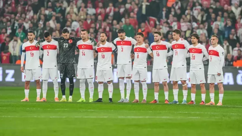 Milli Takım'da Hakan Çalhanoğlu Sakatlandı, Yerine Genç Yetenekler