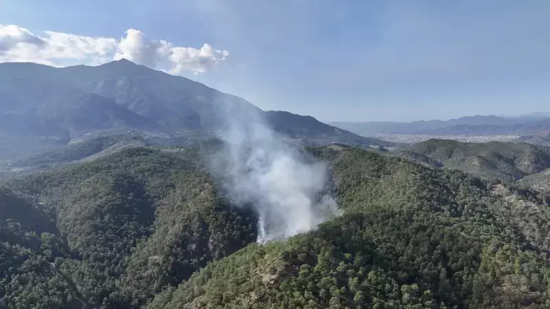 Muğla Orman Yangını Kontrol Altına Alındı: 4 Helikopter Müdahale Etti