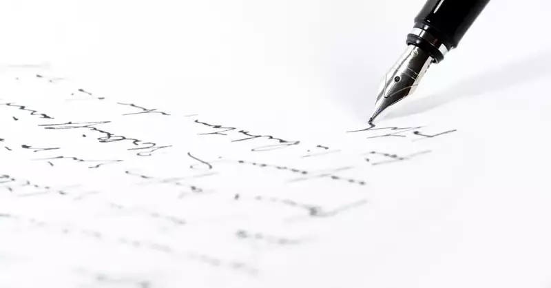 Naat Nedir? Türk Edebiyatında Naat Tanımı ve En Ünlü Örnekleri