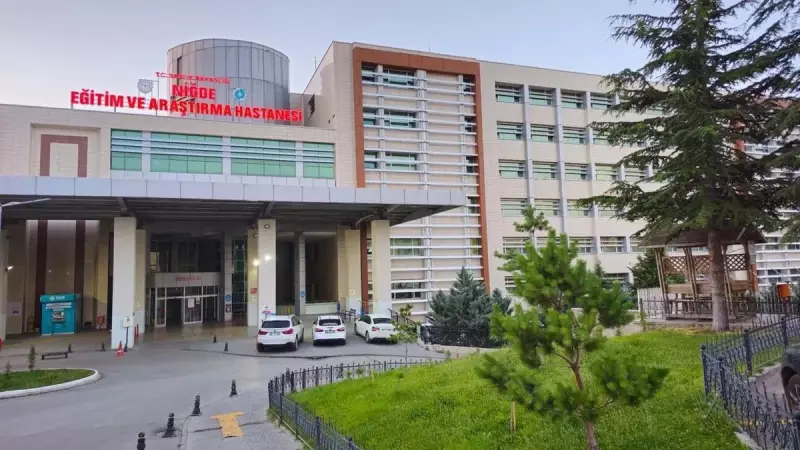 Niğde'de Yaş Pasta Yiyen 6 Öğrenci Hastanelik Oldu