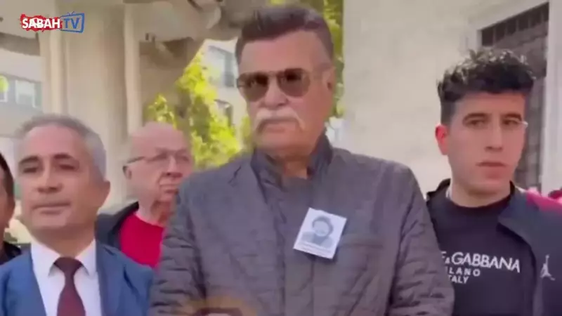 Ünlüler Cenazede Selfie Yarışına Girdi! Engin Çağlar'ın Son Yolculuğunda Skandal Anlar