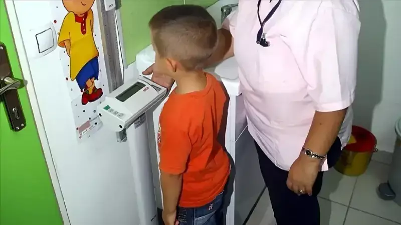 Çocuklarda Boy Kısalığı: Genetik Dışında 6 Önemli Faktör