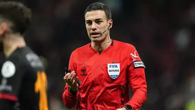 Oğuzhan Çakır'a UEFA'dan Büyük Fırsat! Avrupa'nın Gözdesi Artık O