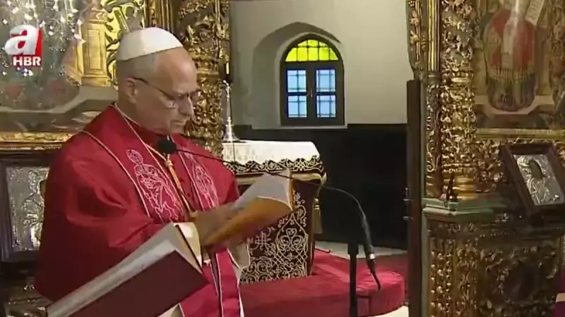 Papa 14. Leo İstanbul'da: Fener Rum Patrikhanesi'nde Tarihi Ziyaret