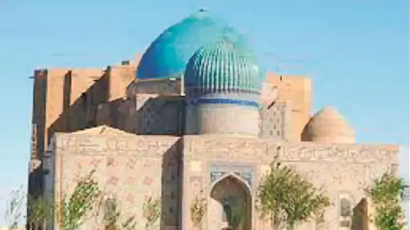 Prof. Dr. Musa Yıldız'dan Divan-ı Hikmet Yorumları: Bir İlk Eser