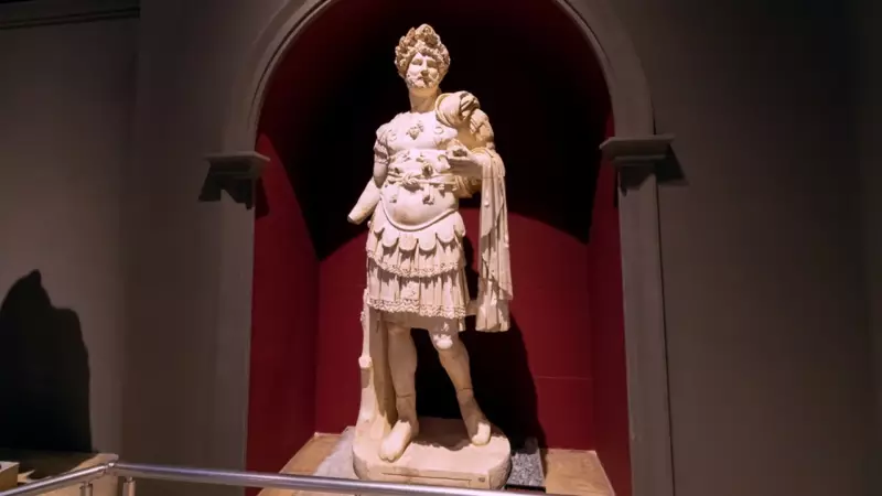 Roma İmparatorlarının Şaşırtıcı Gerçekleri: Peynirden Ölüm ve Kapılara Kilitlenen Halk