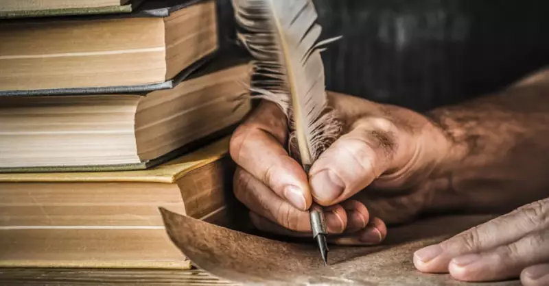 Sabahattin Eyüboğlu: Hümanist Yazarın Hayatı ve Eserleri