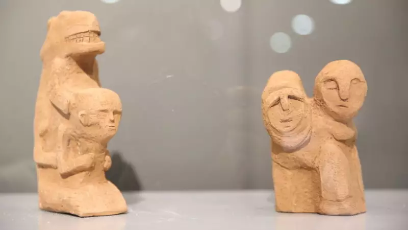 Seramik Sanatçısı Ayşe İşgüder, Kızının Hayalini 150 Neolitik Eserle Yaşatıyor