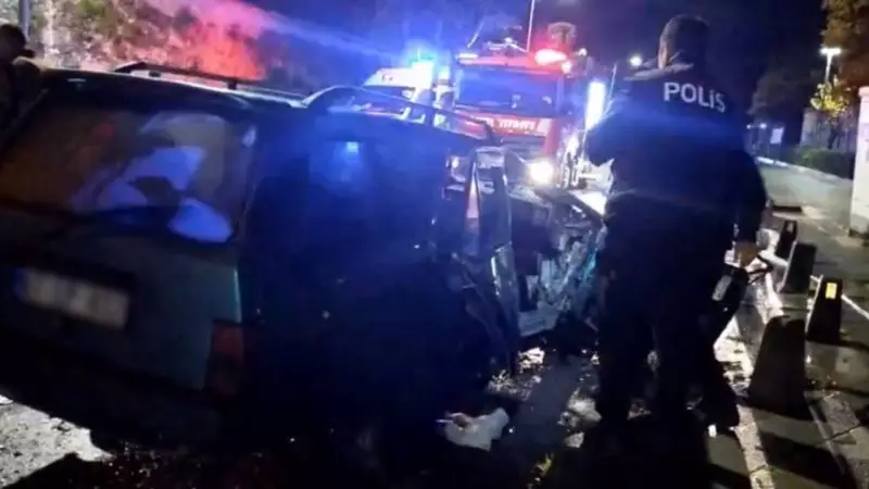 Üsküdar'da Hatalı Sollama: 3 Yaralı, Trafik Felç Oldu