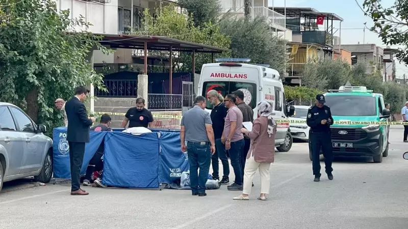 Sokak Ortasında Kan Donduran Cinayet: Husumetli Olduğunu Bıçakla Öldürdü!