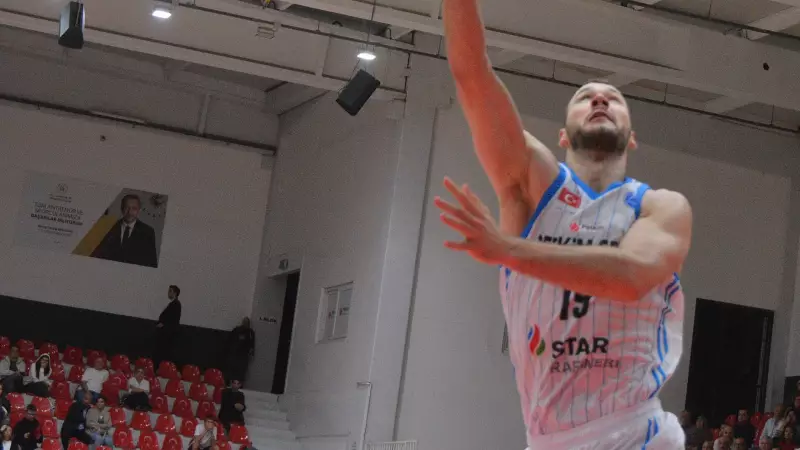 Son Saniyede Patlayan Bomba! Aliağa Petkimspor, Büyükçekmece'yi 89-85 Mağlup Etti