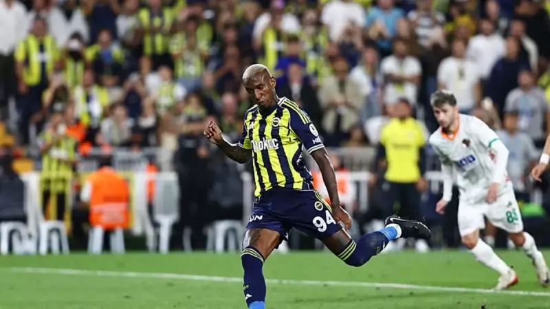 Süper Lig'de Bomba Transfer Listesi! Sözleşmesi Bitecek En Değerli 13 Futbolcu Açıklandı