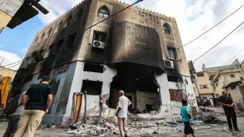 İsrail Yerleşimciler Batı Şeria'da Camiyi Kundakladı