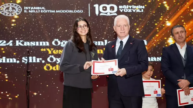 İstanbul'da Öğretmenler Günü'nde Sanat ve Duygu Dolu Anlar