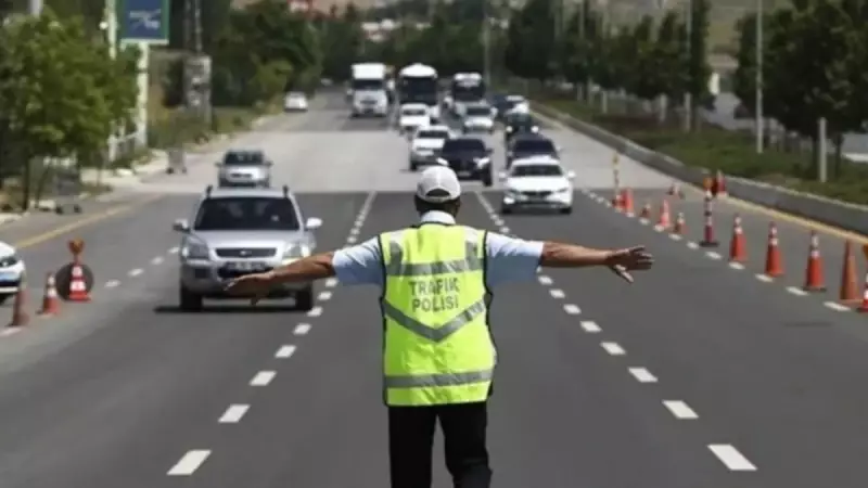 İstanbul'da Trafik Felç! Bu Ana Arterler Bugün Kapalı, Alternatif Güzergahları Kaçırmayın