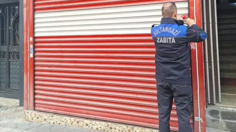 Sultangazi'de Düğün Salonunda Gizli Kamera Skandalı!