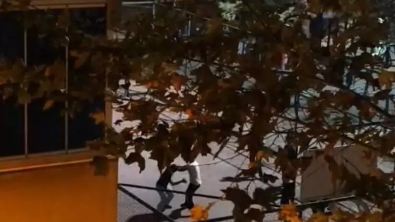 Sultangazi'de kavga ayıran değil tezahürat yapan arkadaşlar