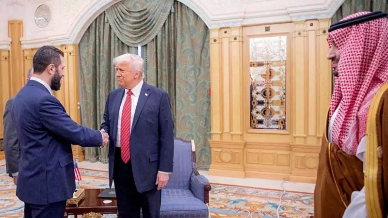 Tarihi Buluşma: Trump ve Şara Beyaz Saray'da Görüştü