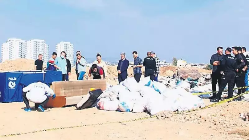Tarsus'ta Çekyat İçinde Çok Sayıda Bıçak Darbeli Erkek Cesedi Bulundu