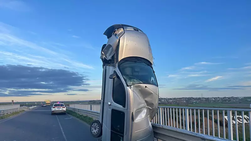 Tekirdağ'da Şaşırtan Kaza: Araç Bariyere Çarpıp Dik Duru