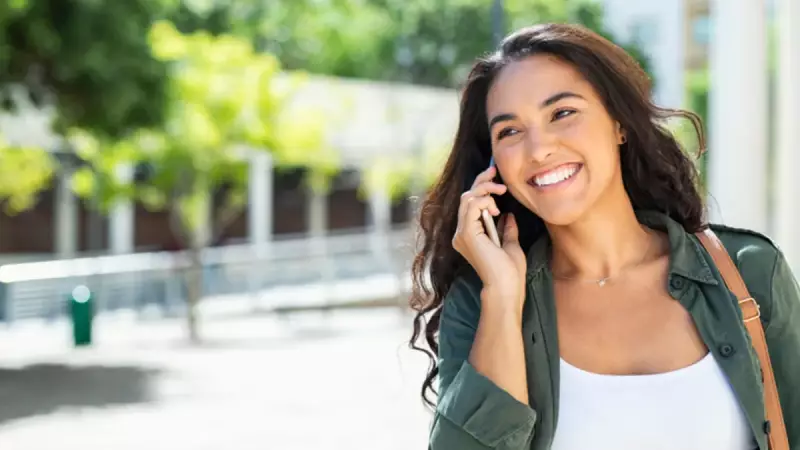 Telefonla Konuşurken Yürümenin Şaşırtan Bilimsel Sebebi