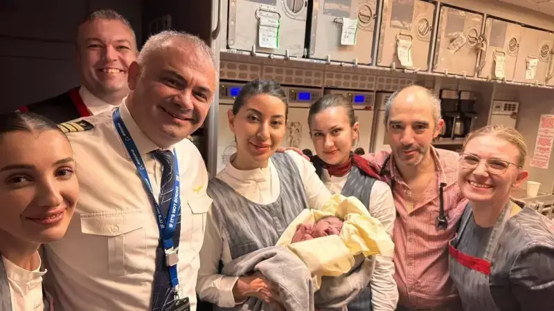 THY Uçağında Doğum: Manila Seferinde Filipinli Yolcu Doğum Yaptı